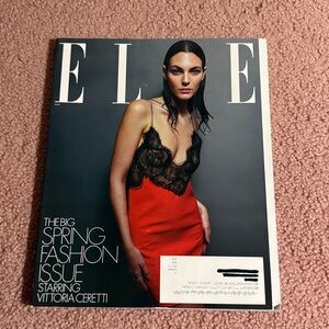 🔥10/$15 Elle Magazine